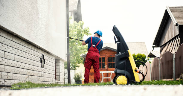 Best Roof Washing  in Elyria, OH